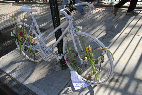 white-bicycle-horizontal